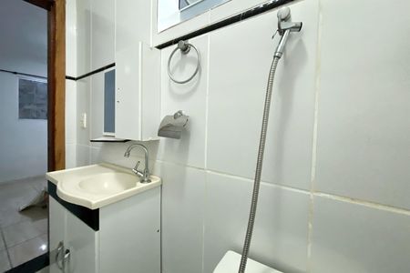Casa para alugar com 100m², 3 quartos e 1 vaga Casa para alugar com 100m², 3 quartos e 1 vagaBanheiro da Suíte