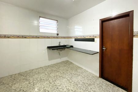 Cozinha de casa para alugar com 3 quartos, 100m² em Sagrada Família, Belo Horizonte