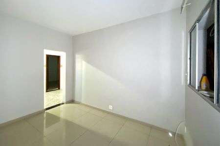 Sala de casa para alugar com 3 quartos, 100m² em Sagrada Família, Belo Horizonte