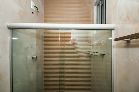 Banheiro social de apartamento para alugar com 2 quartos, 60m² em Santa Monica, Belo Horizonte