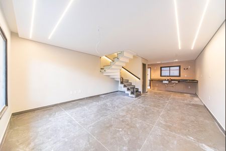 Casa à venda com 3 quartos, 150m² em Jardim Bela Vista, Santo André