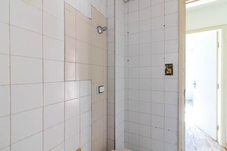 Apartamento à venda com 76m², 3 quartos e 1 vaga Apartamento à venda com 76m², 3 quartos e 1 vagaBanheiro