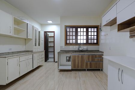 Casa para alugar com 200m², 3 quartos e 4 vagas Casa para alugar com 200m², 3 quartos e 4 vagasCozinha