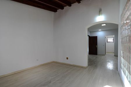 Casa para alugar com 200m², 3 quartos e 4 vagas Casa para alugar com 200m², 3 quartos e 4 vagasQuarto 3 - Suíte