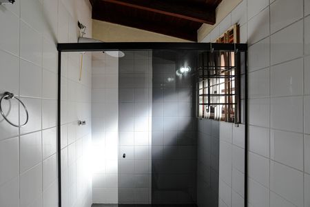 Casa para alugar com 200m², 3 quartos e 4 vagas Casa para alugar com 200m², 3 quartos e 4 vagasBanheiro - Quarto 2 - Suíte