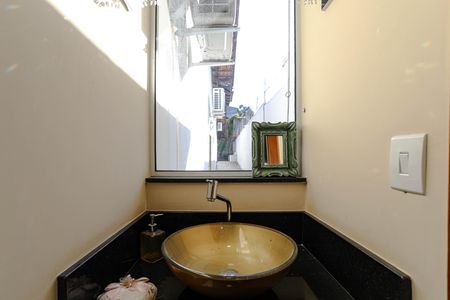 Casa para alugar com 200m², 3 quartos e 4 vagas Casa para alugar com 200m², 3 quartos e 4 vagasLavabo