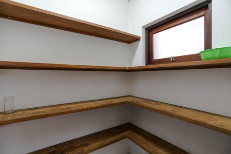 Casa para alugar com 200m², 3 quartos e 4 vagas Casa para alugar com 200m², 3 quartos e 4 vagasDispensa