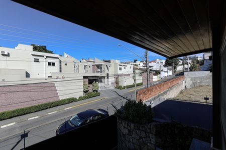 Casa para alugar com 200m², 3 quartos e 4 vagas Casa para alugar com 200m², 3 quartos e 4 vagasVista - Churrasqueira
