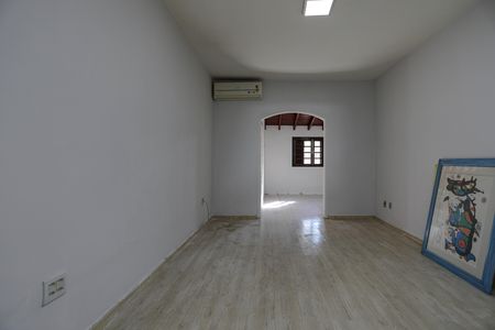 Casa para alugar com 200m², 3 quartos e 4 vagas Casa para alugar com 200m², 3 quartos e 4 vagasQuarto 3 - Suíte