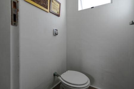 Casa para alugar com 200m², 3 quartos e 4 vagas Casa para alugar com 200m², 3 quartos e 4 vagasLavabo