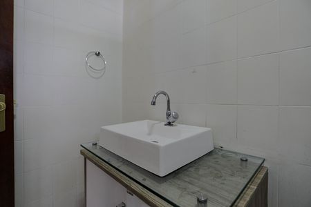 Casa para alugar com 200m², 3 quartos e 4 vagas Casa para alugar com 200m², 3 quartos e 4 vagasBanheiro - Quarto 3 - Suíte