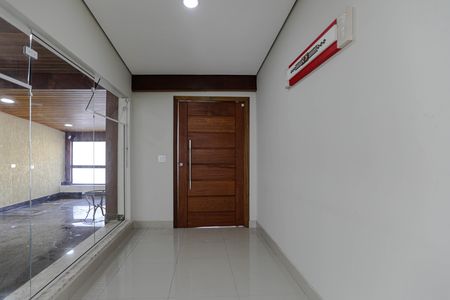 Sala de casa para alugar com 3 quartos, 200m² em Vila Oliveira, Mogi das Cruzes