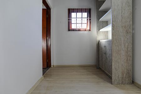 Casa para alugar com 200m², 3 quartos e 4 vagas Casa para alugar com 200m², 3 quartos e 4 vagasCloset - Quarto 2 - Suíte