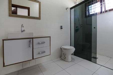 Casa para alugar com 200m², 3 quartos e 4 vagas Casa para alugar com 200m², 3 quartos e 4 vagasBanheiro