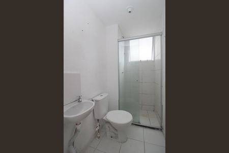 Banheiro de apartamento para alugar com 2 quartos, 40m² em Hípica, Porto Alegre
