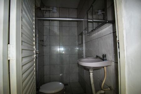 Banheiro Social de casa para alugar com 2 quartos, 55m² em Padre Eustáquio, Belo Horizonte