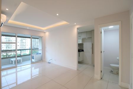 Apartamento para alugar com 90m², 3 quartos e 1 vagaSala