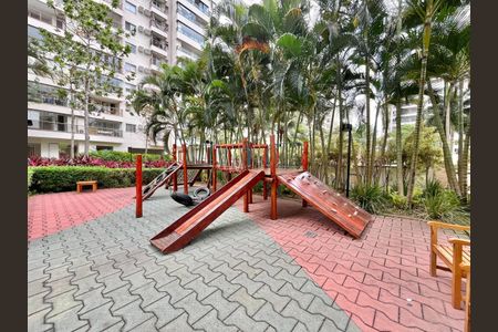 Apartamento para alugar com 90m², 3 quartos e 1 vaga Apartamento para alugar com 90m², 3 quartos e 1 vagaÁrea comum - Playground