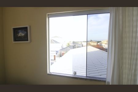 Sala de casa de condomínio para alugar com 4 quartos, 104m² em Ogiva, Cabo Frio