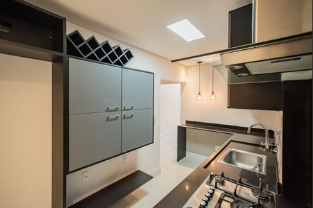 Cozinha de apartamento à venda com 2 quartos, 78m² em Vila Clementino, São Paulo