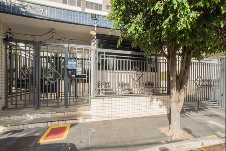 Apartamento para alugar com 78m², 2 quartos e 1 vagaFrente