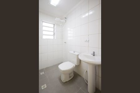 Apartamento para alugar com 49m², 2 quartos e sem vaga Apartamento para alugar com 49m², 2 quartos e sem vagaBanheiro