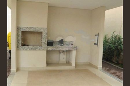 Apartamento à venda com 32m², 1 quarto e sem vaga