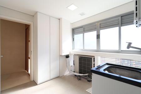 Apartamento à venda com 184m², 4 quartos e 3 vagasÁrea de Serviço