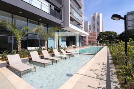 Apartamento à venda com 184m², 4 quartos e 3 vagasÁrea comum - Piscina