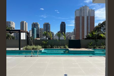 Apartamento à venda com 34m², 1 quarto e sem vaga Apartamento à venda com 34m², 1 quarto e sem vagaÁrea comum - Piscina