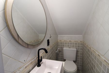 Lavabo de casa de condomínio para alugar com 2 quartos, 69m² em Jardim Amaralina, São Paulo