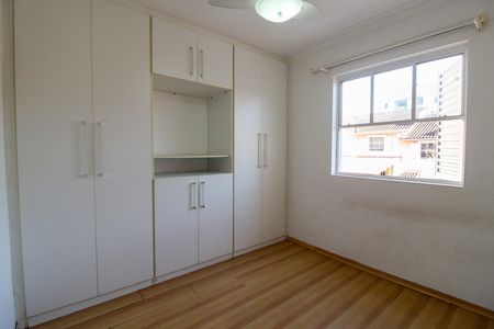 Quarto 2 de casa de condomínio para alugar com 2 quartos, 69m² em Jardim Amaralina, São Paulo