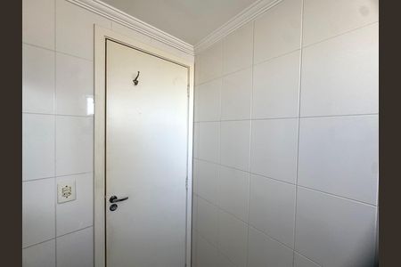 Apartamento para alugar com 57m², 2 quartos e 1 vaga Apartamento para alugar com 57m², 2 quartos e 1 vagaBanheiro 2