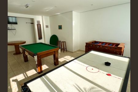 Apartamento para alugar com 57m², 2 quartos e 1 vaga Apartamento para alugar com 57m², 2 quartos e 1 vagaSalão de jogos