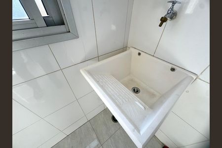 Apartamento para alugar com 57m², 2 quartos e 1 vaga Apartamento para alugar com 57m², 2 quartos e 1 vagaÁrea de Serviço