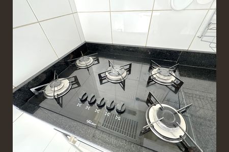 Apartamento para alugar com 57m², 2 quartos e 1 vaga Apartamento para alugar com 57m², 2 quartos e 1 vagaCozinha