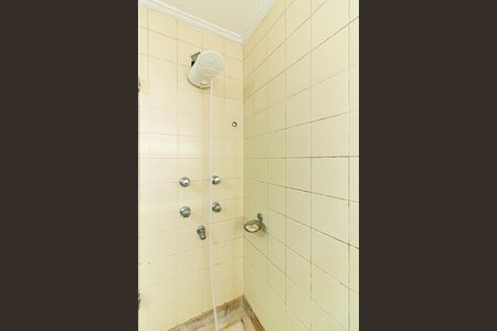 Apartamento para alugar com 213m², 3 quartos e 2 vagas Apartamento para alugar com 213m², 3 quartos e 2 vagasBanheiro da Suíte 1