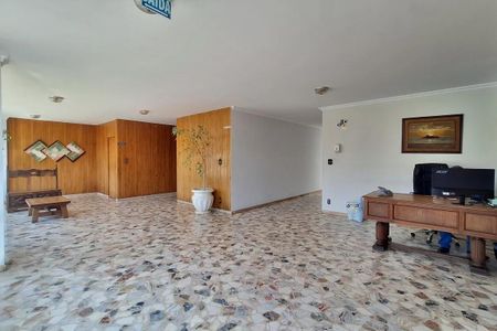 Apartamento para alugar com 213m², 3 quartos e 2 vagas Apartamento para alugar com 213m², 3 quartos e 2 vagasHall de entrada