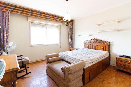 Apartamento para alugar com 213m², 3 quartos e 2 vagas Apartamento para alugar com 213m², 3 quartos e 2 vagasSuíte 2