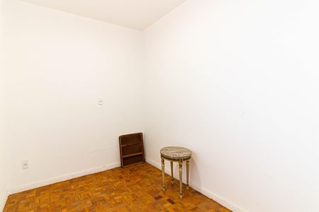 Apartamento para alugar com 213m², 3 quartos e 2 vagas Apartamento para alugar com 213m², 3 quartos e 2 vagasQuarto / Escritório