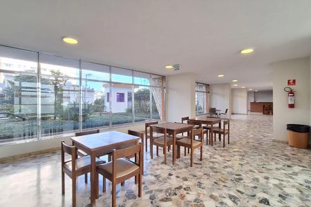 Apartamento para alugar com 213m², 3 quartos e 2 vagas Apartamento para alugar com 213m², 3 quartos e 2 vagasSalão de Festas