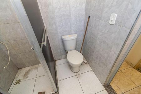 Casa para alugar com 48m², 2 quartos e sem vaga Casa para alugar com 48m², 2 quartos e sem vagaBanheiro