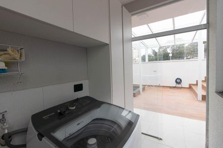 Apartamento à venda com 142m², 3 quartos e 2 vagas Apartamento à venda com 142m², 3 quartos e 2 vagasÁrea de Serviço