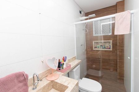 Apartamento à venda com 142m², 3 quartos e 2 vagas Apartamento à venda com 142m², 3 quartos e 2 vagasBanheiro da Suíte 1