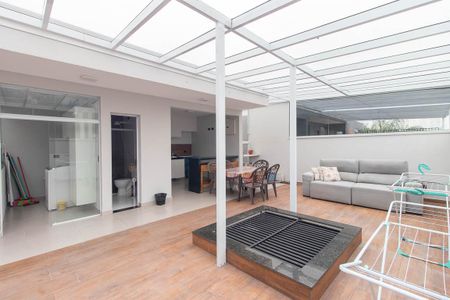 Apartamento à venda com 142m², 3 quartos e 2 vagas Apartamento à venda com 142m², 3 quartos e 2 vagasCobertura
