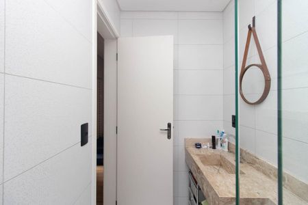 Apartamento à venda com 142m², 3 quartos e 2 vagas Apartamento à venda com 142m², 3 quartos e 2 vagasBanheiro da Suíte 2