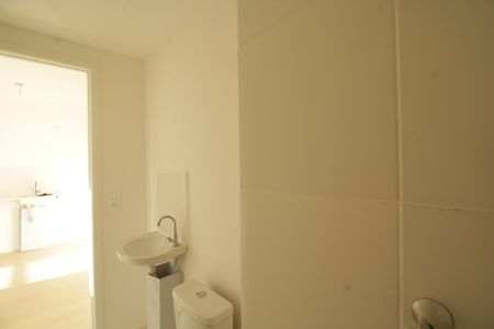 Banheiro de apartamento à venda com 1 quarto, 54m² em Jardim Jaragua (sao Domingos), São Paulo