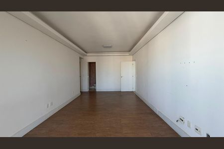 Apartamento à venda com 117m², 2 quartos e 2 vagas