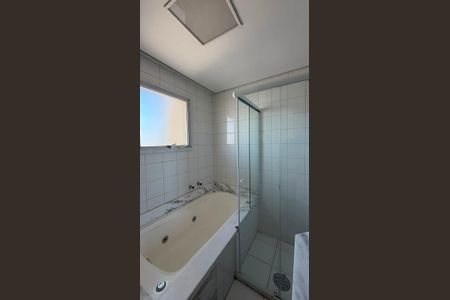 Apartamento à venda com 117m², 2 quartos e 2 vagas