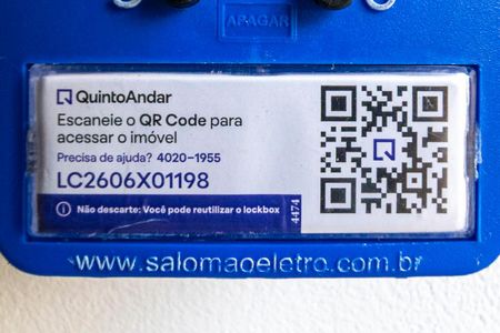 Área comum - QR Code da lockbox de apartamento para alugar com 2 quartos, 46m² em Irajá, Rio de Janeiro